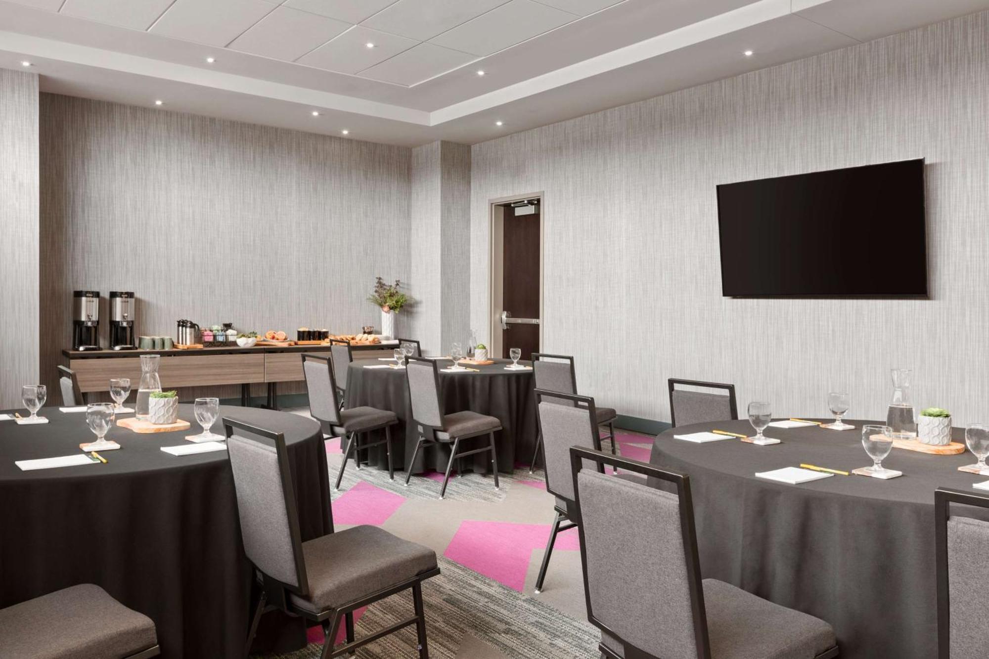 Hilton Garden Inn Боулдер Экстерьер фото